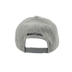 Cap Premium mit Ansteck-Pin